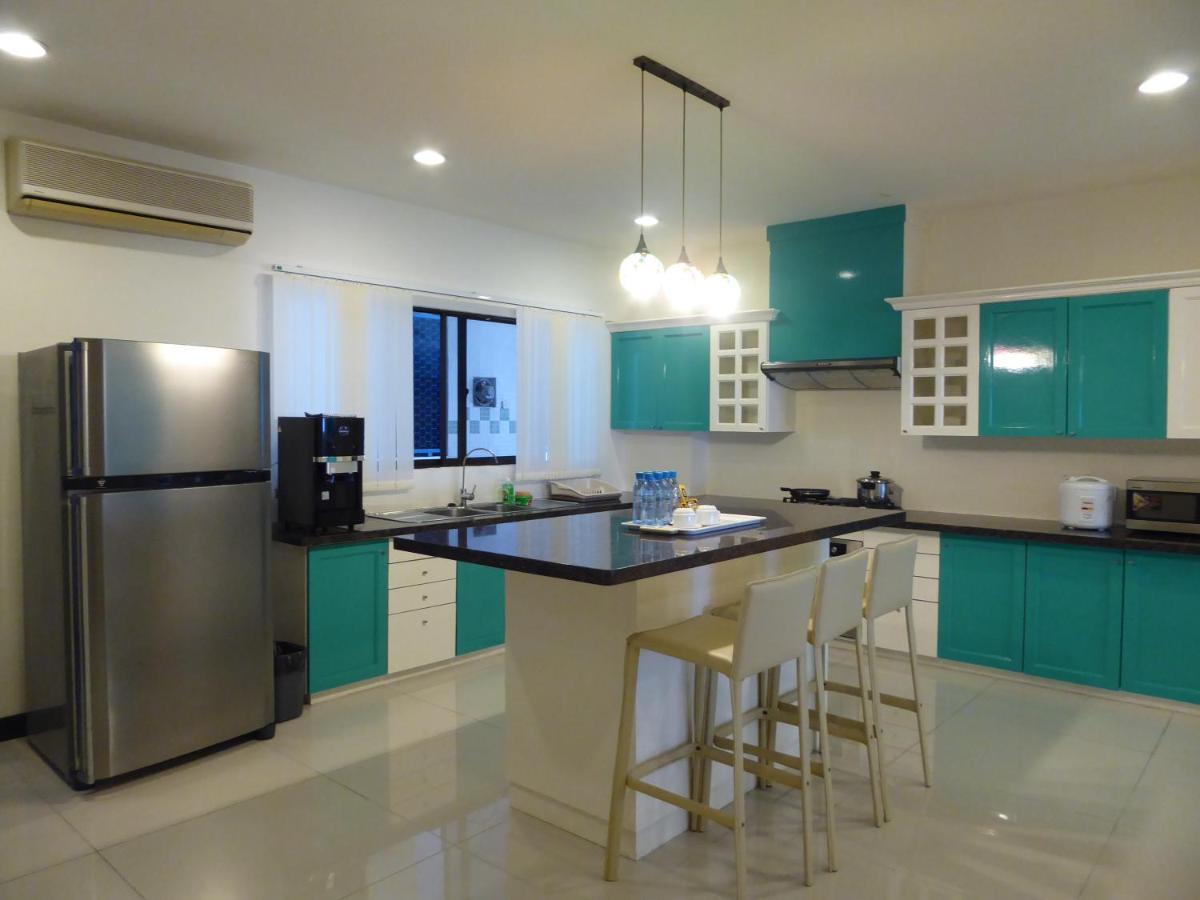 Rimbun Suites & Residences Bandar Seri Begawan Exterior photo